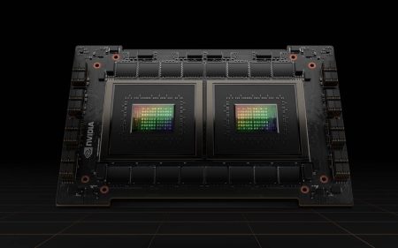 Le nouveau CPU 144 coeurs "Grace Superchip" et ses deux puces Grace combinées en 1 package.